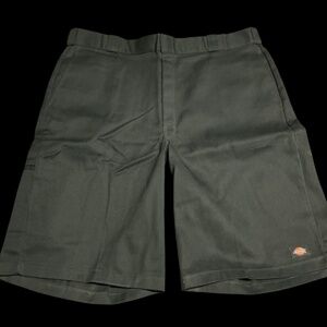 Men’s Dickies Black Work Shorts Loose Fit Size 42